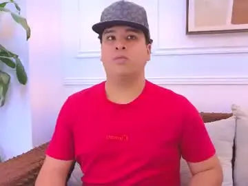 Chaturbate Live Sex Cam of bennett_alejoo