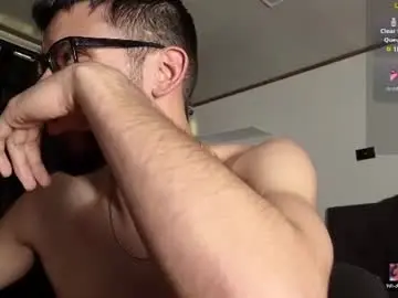 Chaturbate Best live sex cam show of phantom_bigger1