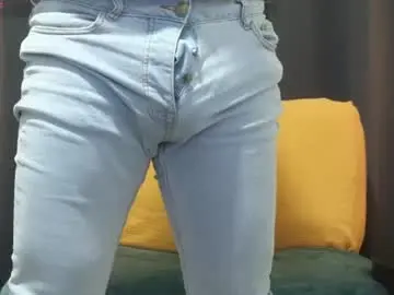 Chaturbate Live Sex Cam of meaty_roll