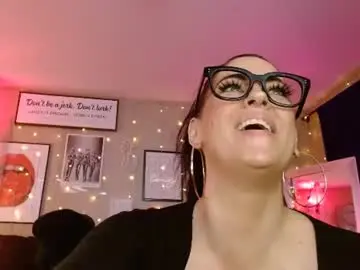 Chaturbate Live Sex of milf_lacey