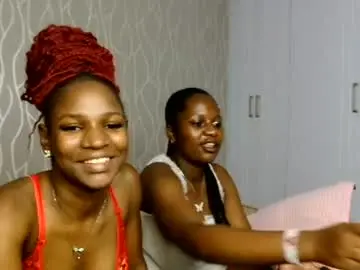 Chaturbate Live Sex of raven_luxe