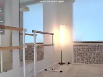 Chaturbate Live Porn of milly_shy