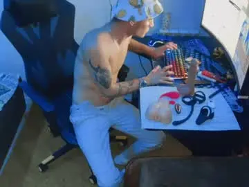Chaturbate Free Porn Cam of bigdenergy_r