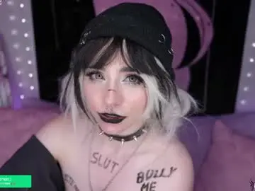 Chaturbate Adult Webcam of crimsonkitten