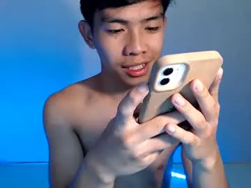 Chaturbate Live Porn of clyde_twinkx