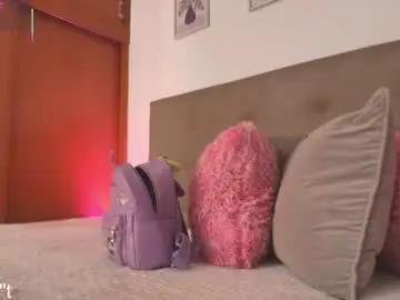 Chaturbate Free Live Porn of miley_baker