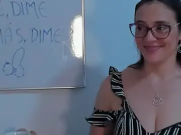 Chaturbate Live Sex Cam of jess1ca_herrera