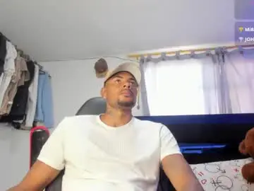 Chaturbate Sex Chat of camilobernard