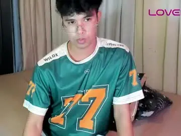Chaturbate Live Sex Cam of asiancum_peter