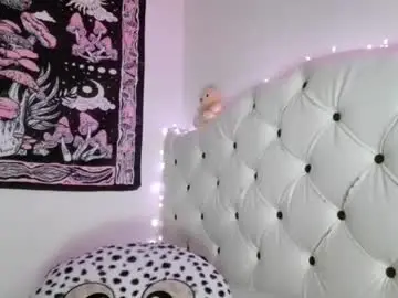 Chaturbate Adult Video Chat of lia_whitexx