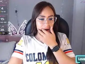 Chaturbate Watch Live Sex Cams of paulina_galvis2700