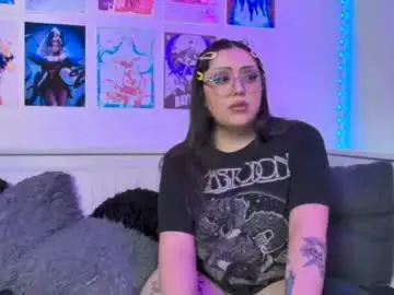 Chaturbate Free Porn Cam of snowblack_