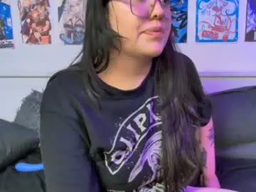 Chaturbate Best live sex cam show of snowblack_