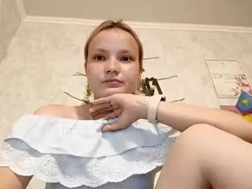 Chaturbate Live Sex Cam of ginger_anna_est