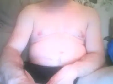 Chaturbate Live Sex Cam of mikehockishuge9