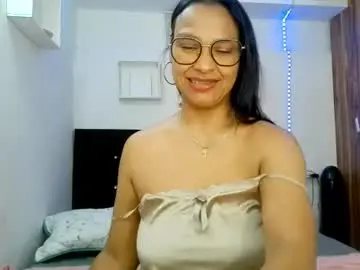 Chaturbate Live Porn of sashagrey_o2