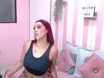 Chaturbate Live Porn of shantal_luw