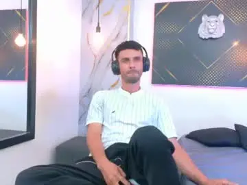 Chaturbate Free Porn Cam of kingoftemptation