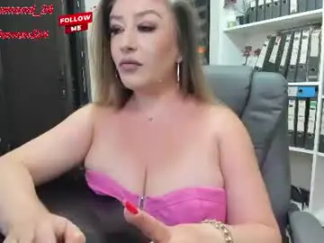 Chaturbate Live Sex Cam of lisa2018