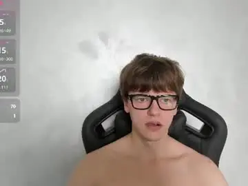 Chaturbate Best live sex cam show of thomas_shelbivip