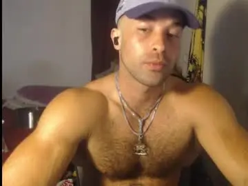 Chaturbate Live Sex Cam of izak144