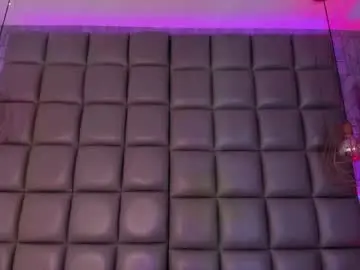 Chaturbate Free Porn Cam of kira_vance