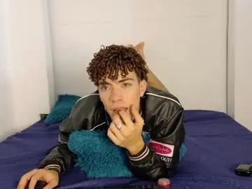 Chaturbate Best live sex cam show of monyel_blake