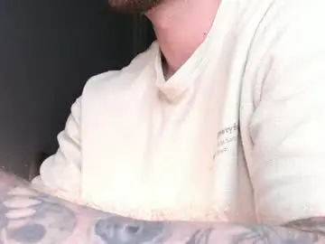 Chaturbate Live Sex Cam of waynemiller_