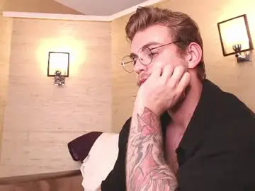 Chaturbate Live Porn of waynemiller_