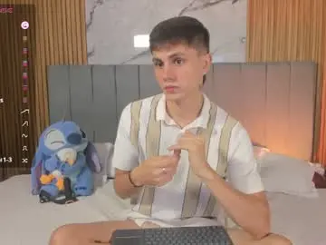 Chaturbate Best live sex cam show of dustinlevine