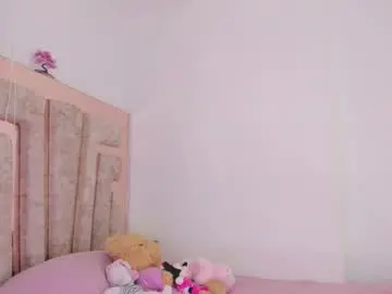 Chaturbate Watch Live Sex Cams of hilary_jones_22