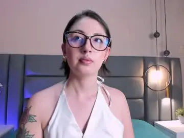 Chaturbate Watch Live Sex Cams of emilyywatson