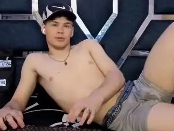 Chaturbate Adult Video Chat of eros_steel