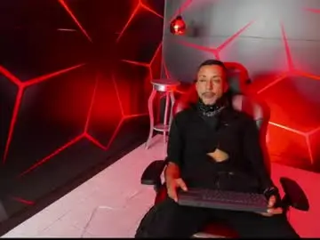Chaturbate Best live sex cam show of marcoandstartmin