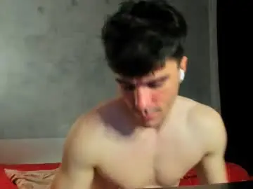Chaturbate Live Sex Cam of sam_huston18