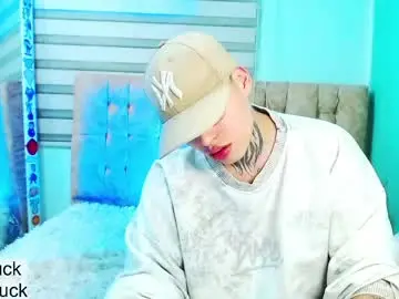 Chaturbate Best Webcam of _justinmoon2