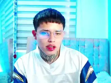 Chaturbate Sex Cam of _justinmoon2