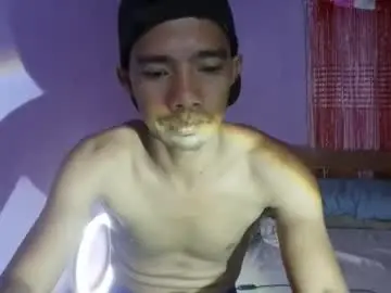 Chaturbate Nude Webcam of raffyhardcock4u