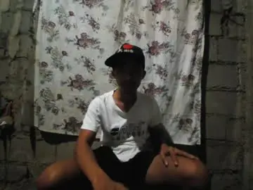 Chaturbate Free Porn Cam of raffyhardcock4u