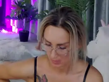 Chaturbate Adult Webcams of isabelleethan