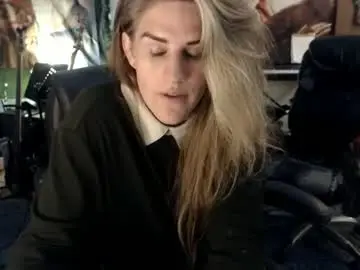 Chaturbate Free Porn Cam of katiecutie_5
