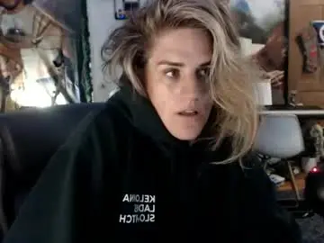 Chaturbate Free Porn Cam of katiecutie_5