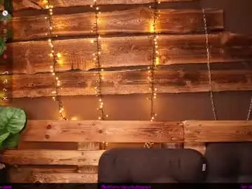 Chaturbate Sex Cam of hotfrecklesgirl