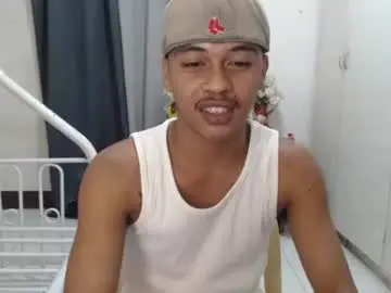 Chaturbate Free Porn Cam of itzme_jhonfred