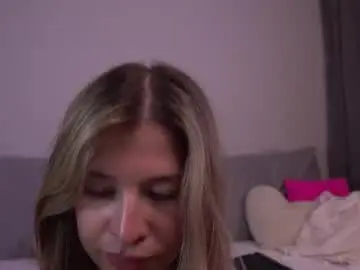 Chaturbate Free Live Porn of angel_quincy