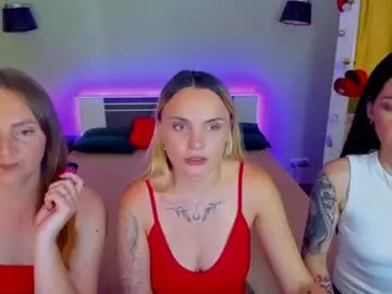 Chaturbate Live Sex Cam of ashley_crashly