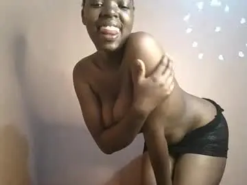 Chaturbate Free Live Porn of petitemomma76379