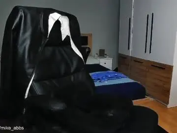 Chaturbate Free Live Porn of mikestrip