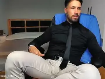 Chaturbate Best live sex cam show of mikestrip