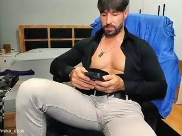 Chaturbate Nude Webcam of mikestrip